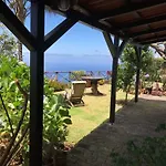 Casa Dos Falcoes De Construcao Tradicional Dom wakacyjny *