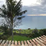 Dom wakacyjny Casa Dos Falcoes De Construcao Tradicional Fajã da Ovelha