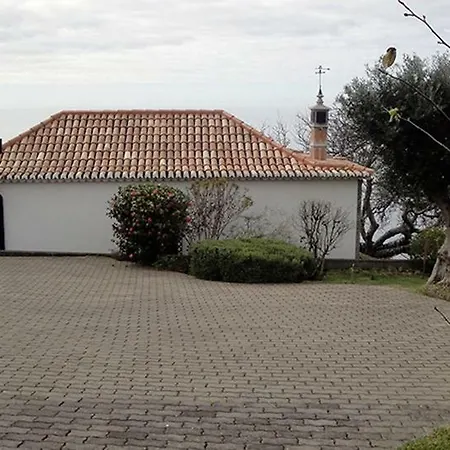 Casa Dos Falcoes De Construcao Tradicional * 法亚·达·奥韦利亚