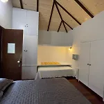 Casa Dos Falcoes De Construcao Tradicional Fajã da Ovelha