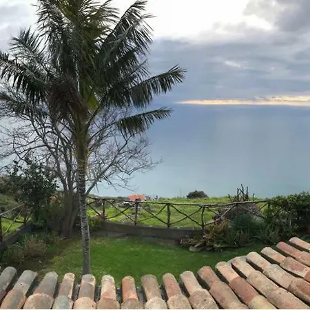 度假居 Casa Dos Falcoes De Construcao Tradicional 法亚·达·奥韦利亚