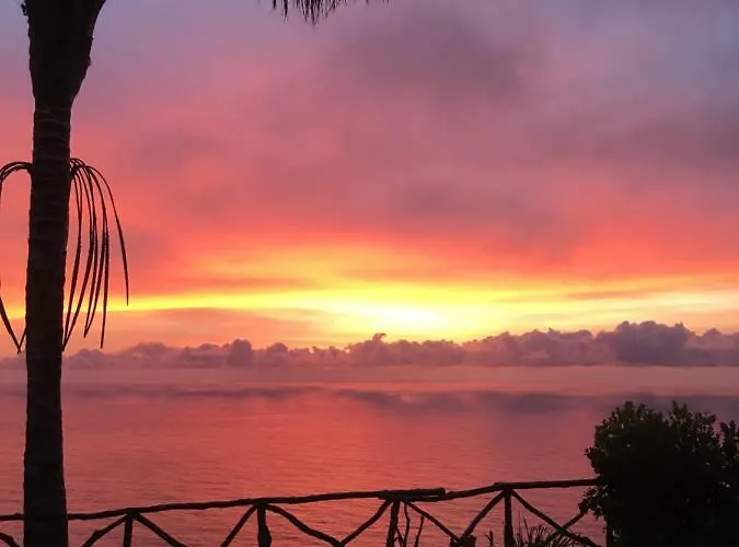 Ferienhaus Casa Dos Falcoes De Construcao Tradicional Fajã da Ovelha